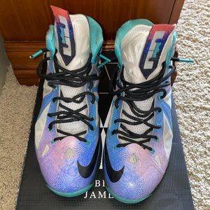 Nike Lebron X Pure Platinum